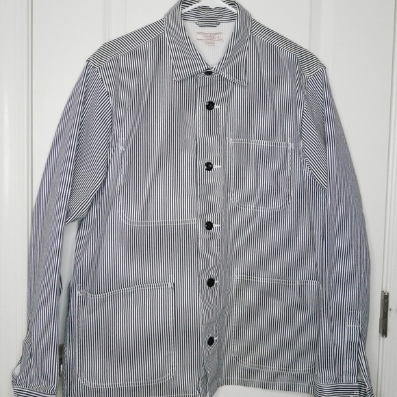 Wallace & Barnes duck canvas chore jacket in railroad stripe - Picture 2 of 8